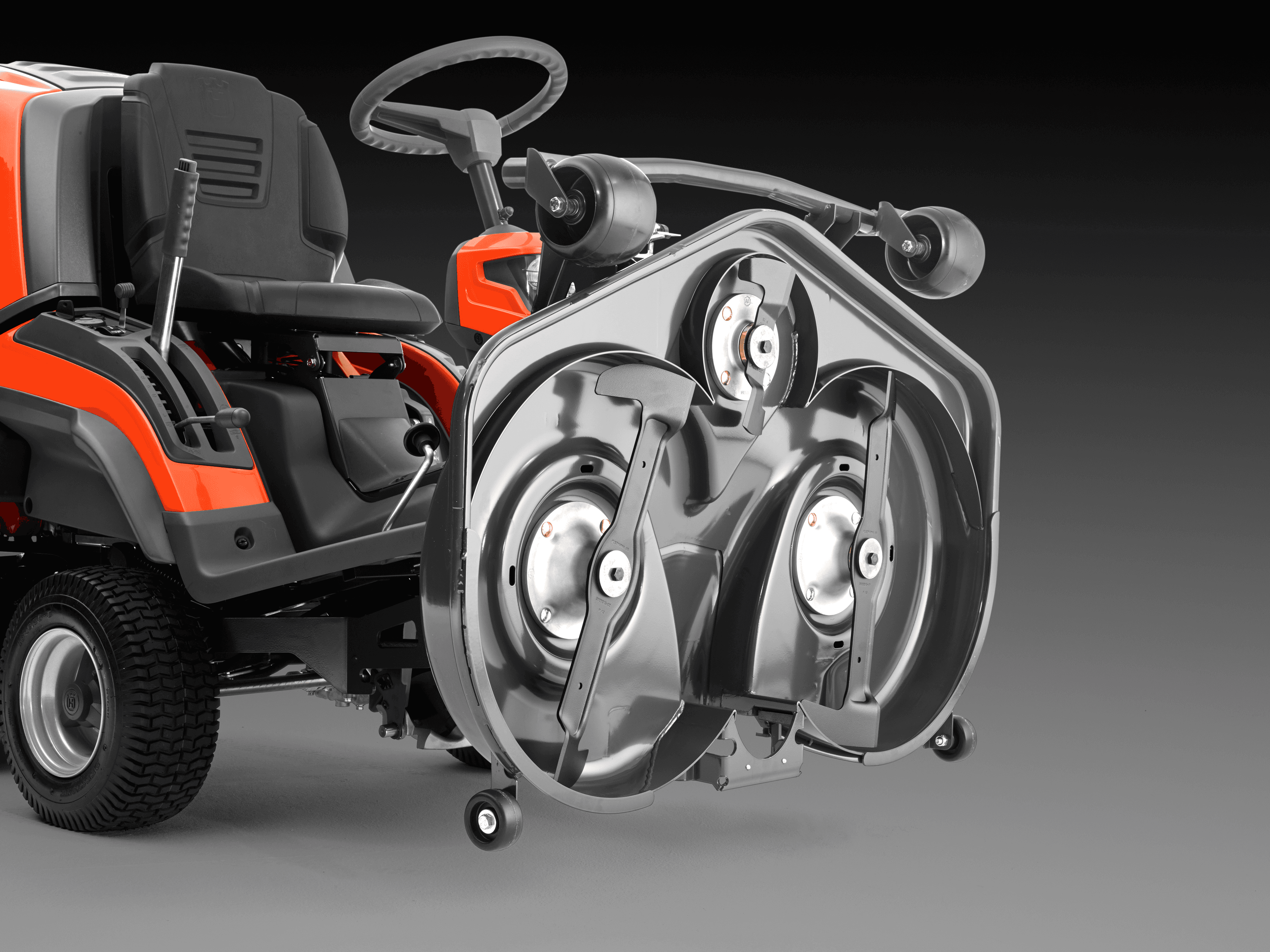 RC 320Ts AWD image 8