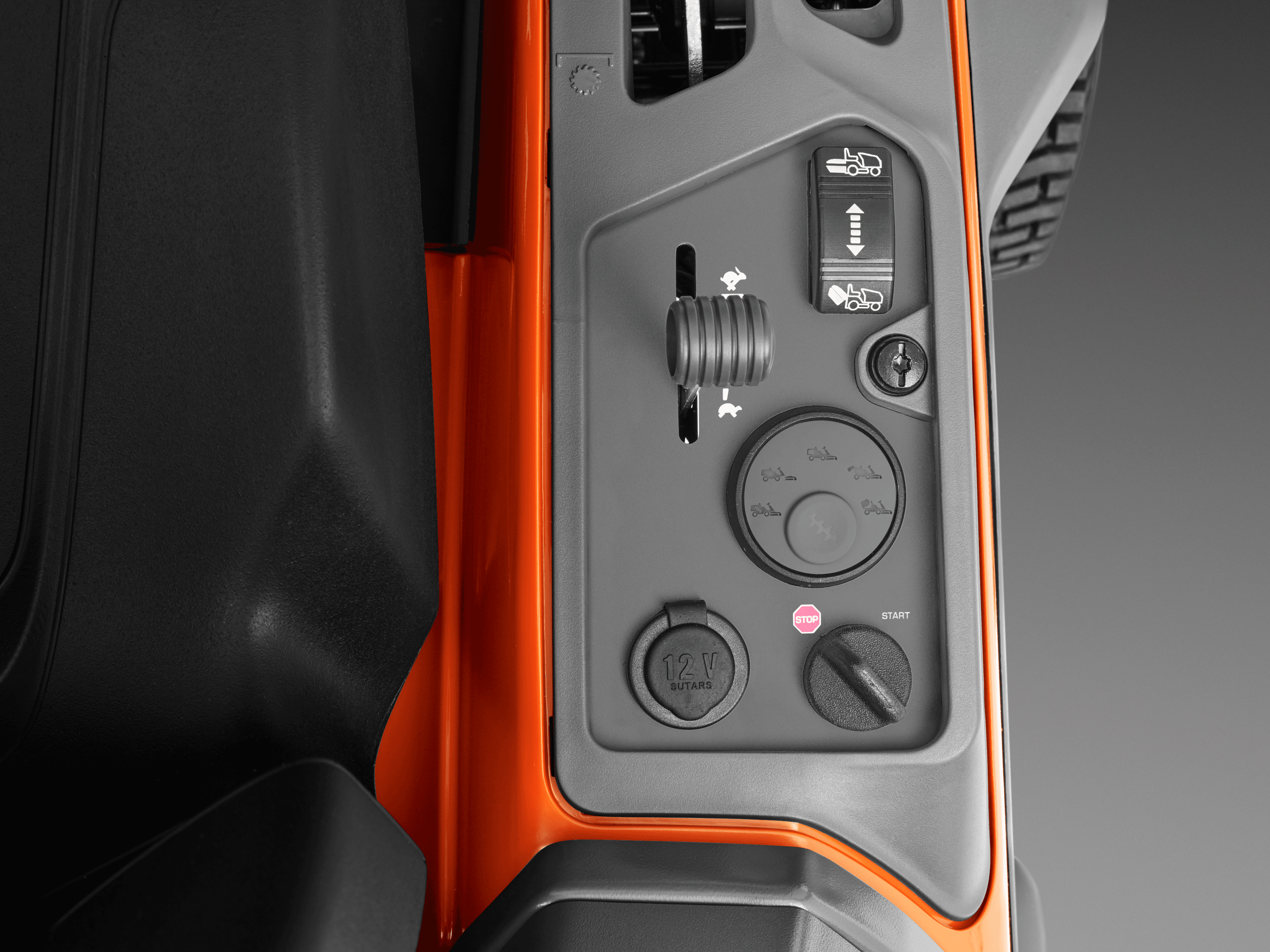 RC 320Ts AWD image 10